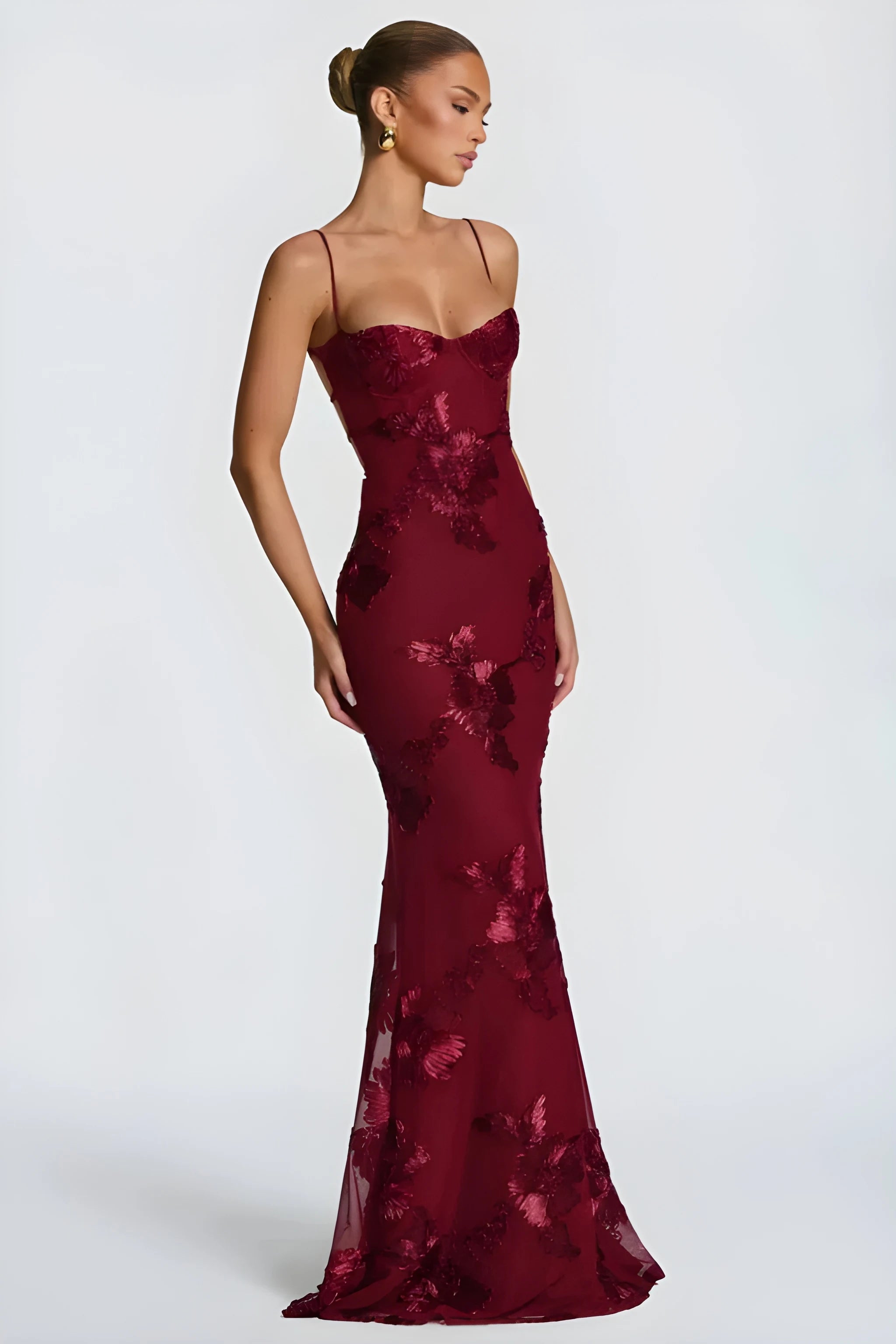 Women's Formal Elegant Maxi Wedding Guest Dress with Embroidered Detailing