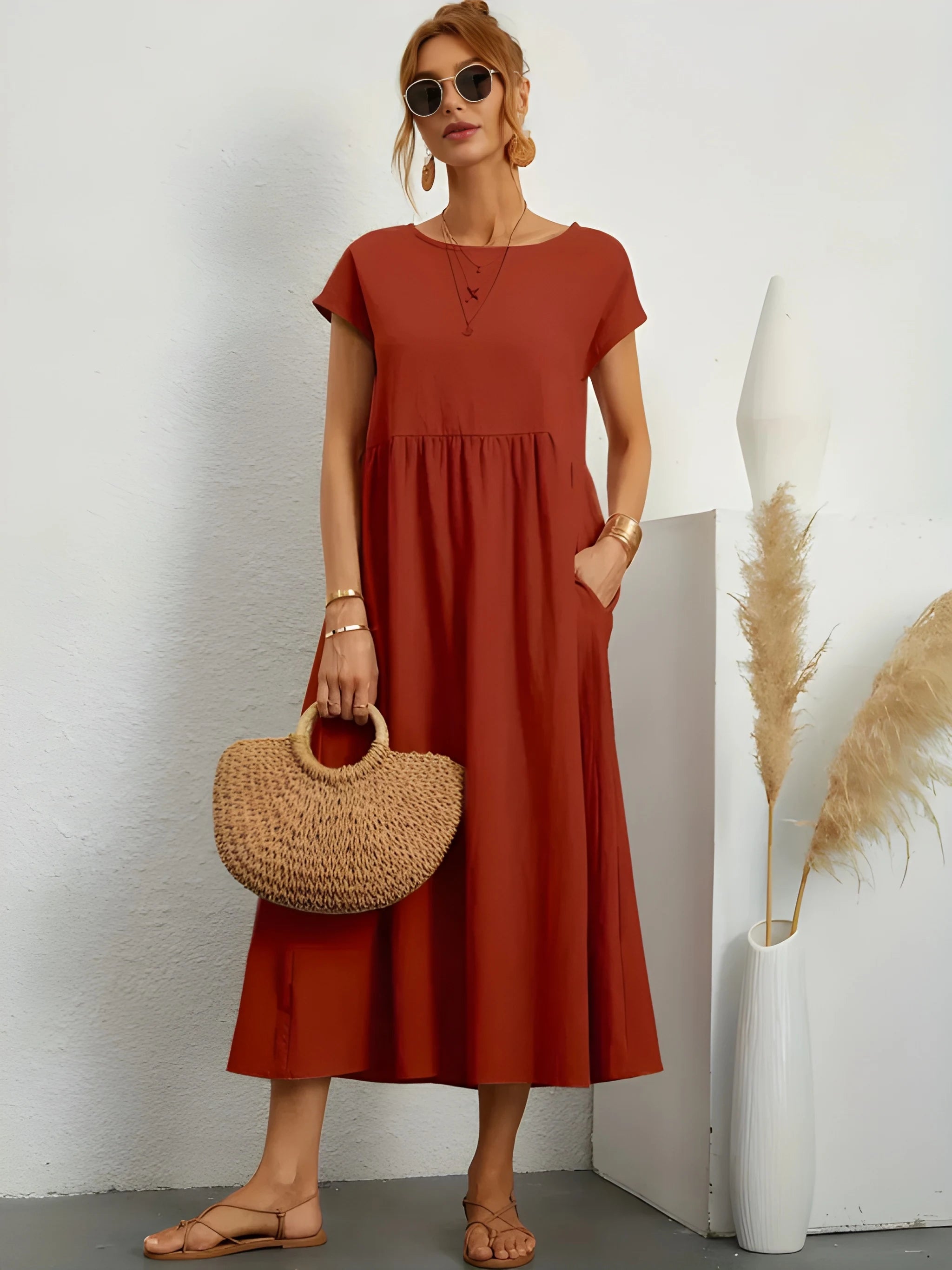 Women's Elegant Flowy Midi Summer Dress with Short Sleeves