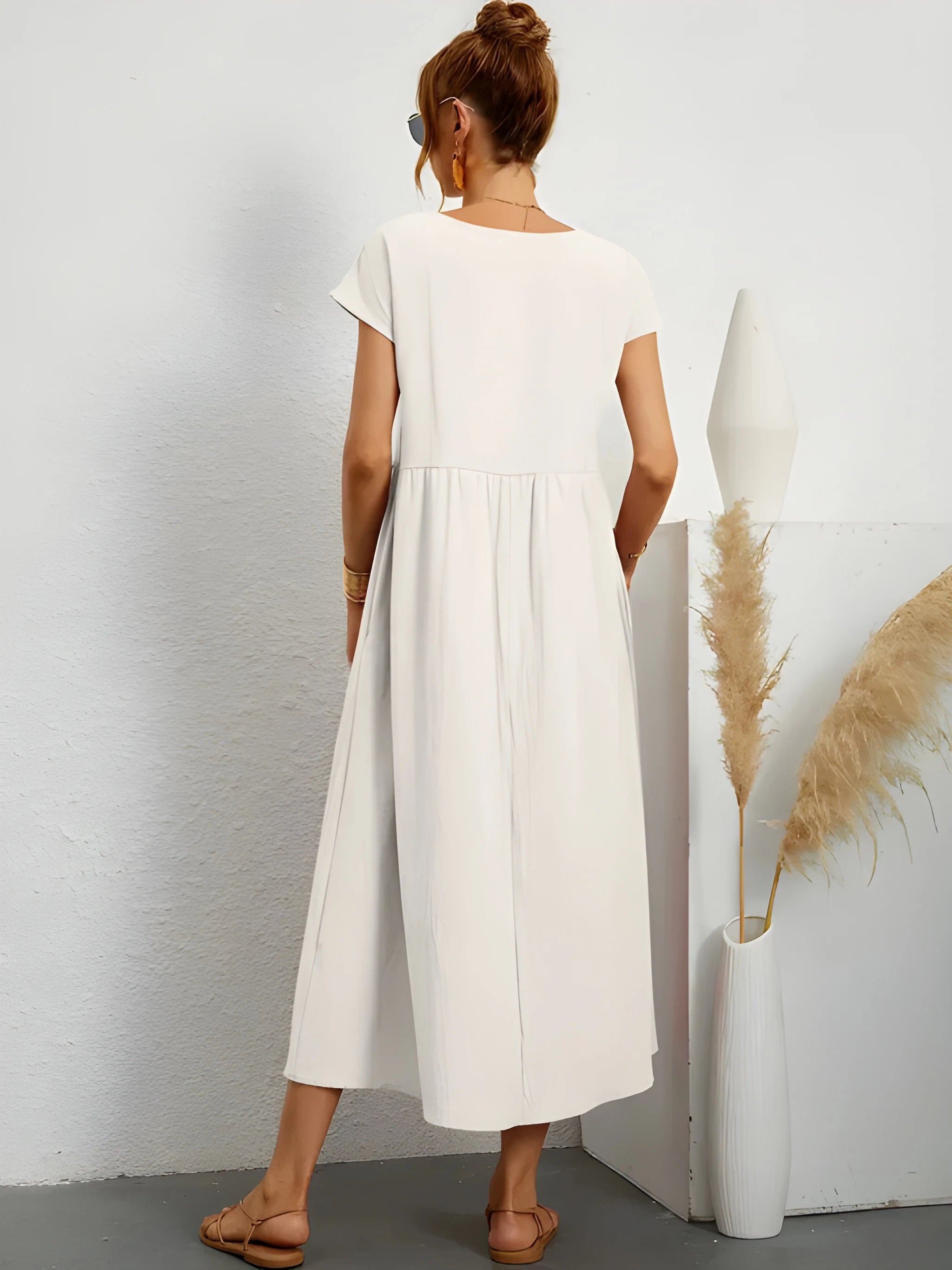 Women's Elegant Flowy Midi Summer Dress with Short Sleeves