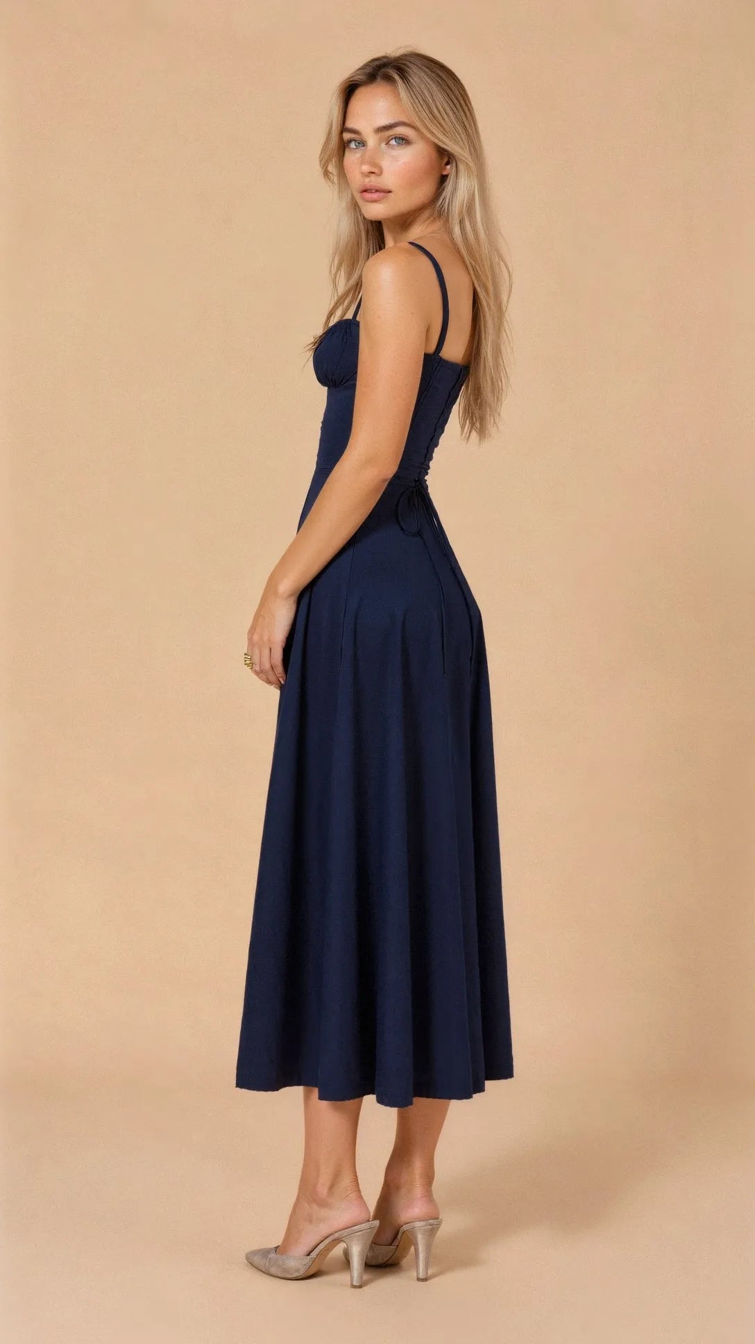 Women's Casual Midi Summer Dress with Sweetheart Neck and Slit