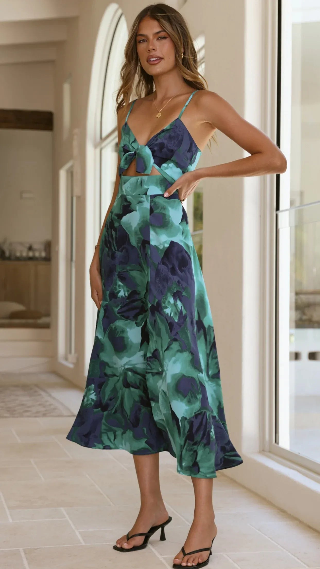 Women's Floral Elegant Midi Summer Dress with Slit