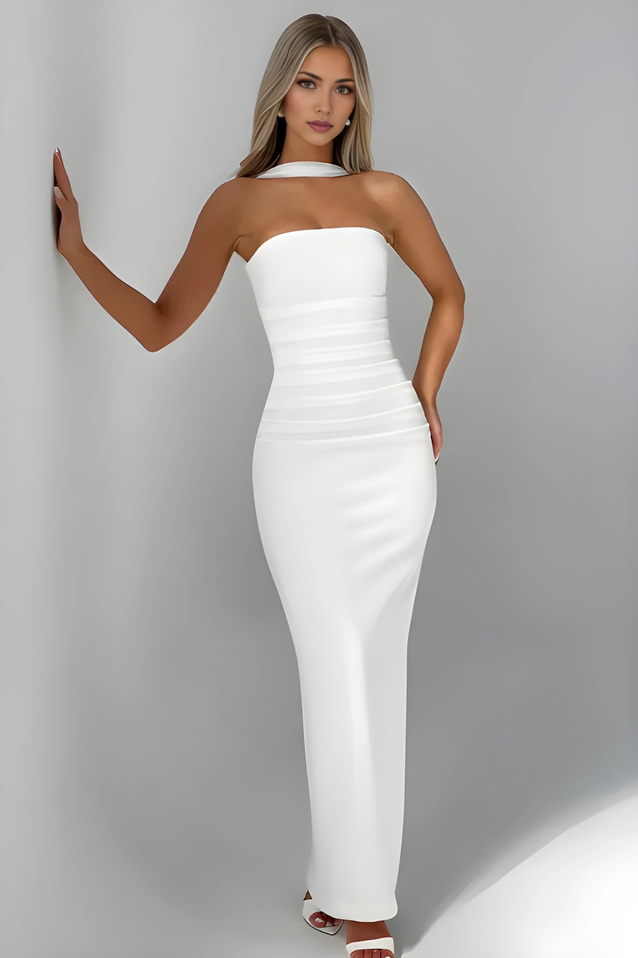 Women's Formal Maxi Wedding Guest Dress with Strapless Neckline