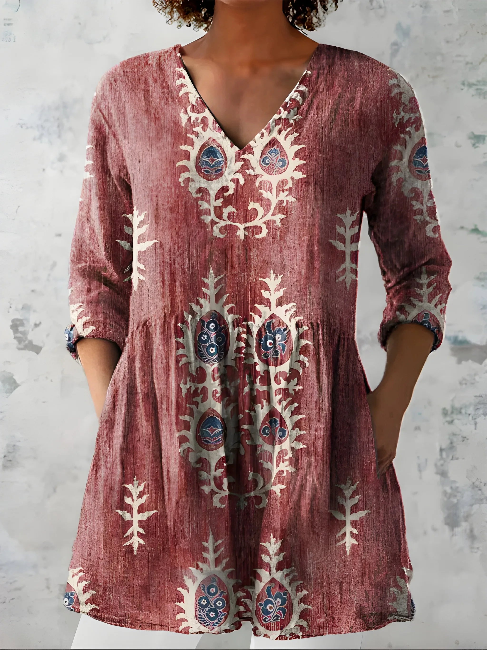 Women's Vintage Flowy Long Blouse with V-Neck and Elegant Pattern