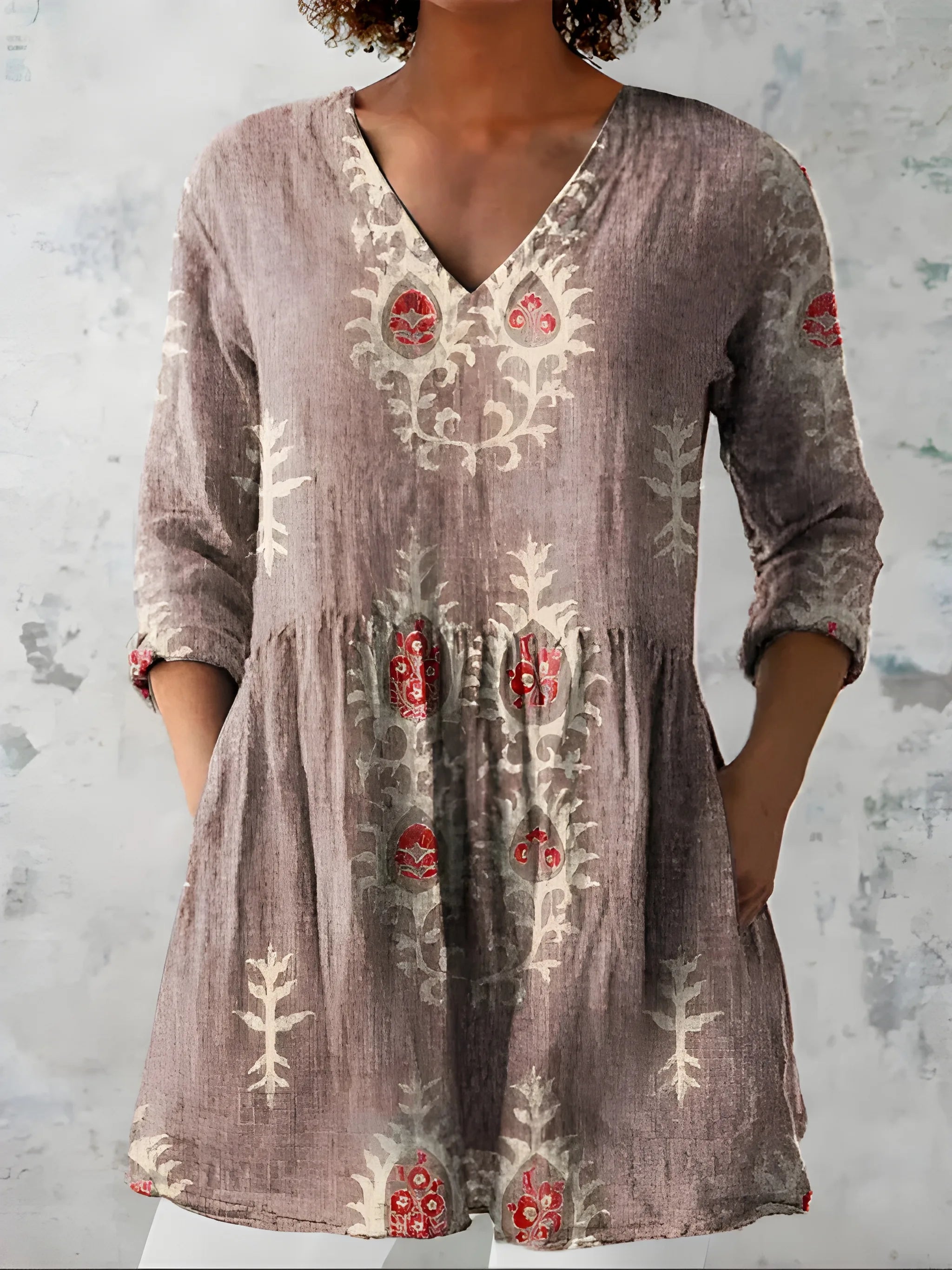 Women's Vintage Flowy Long Blouse with V-Neck and Elegant Pattern
