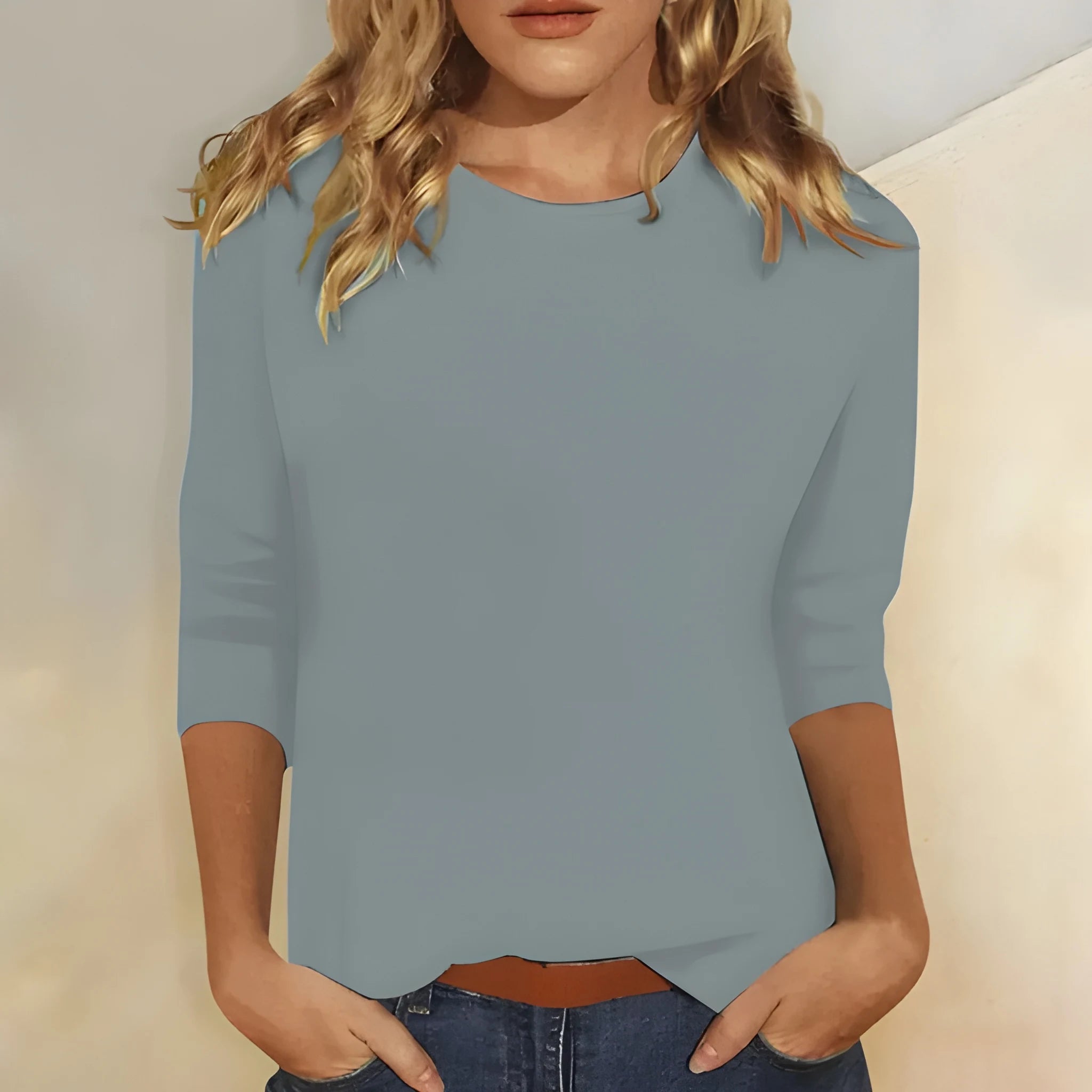 Women's Casual Summer T-Shirt with Crew Neck