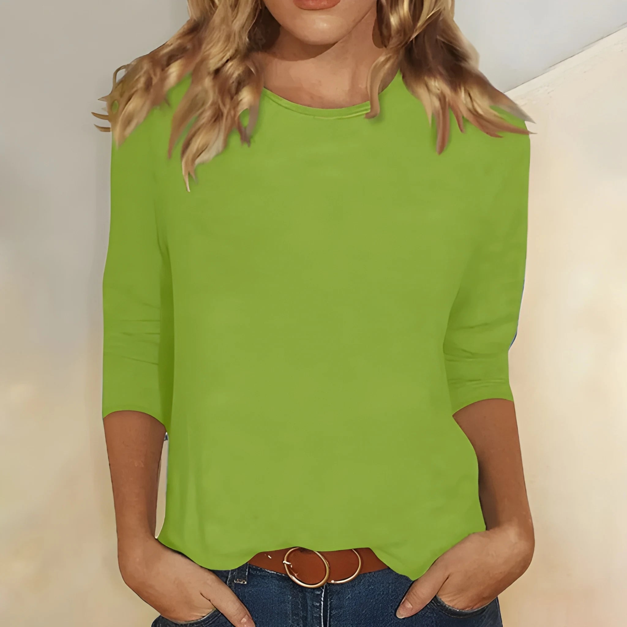 Women's Casual Summer T-Shirt with Crew Neck