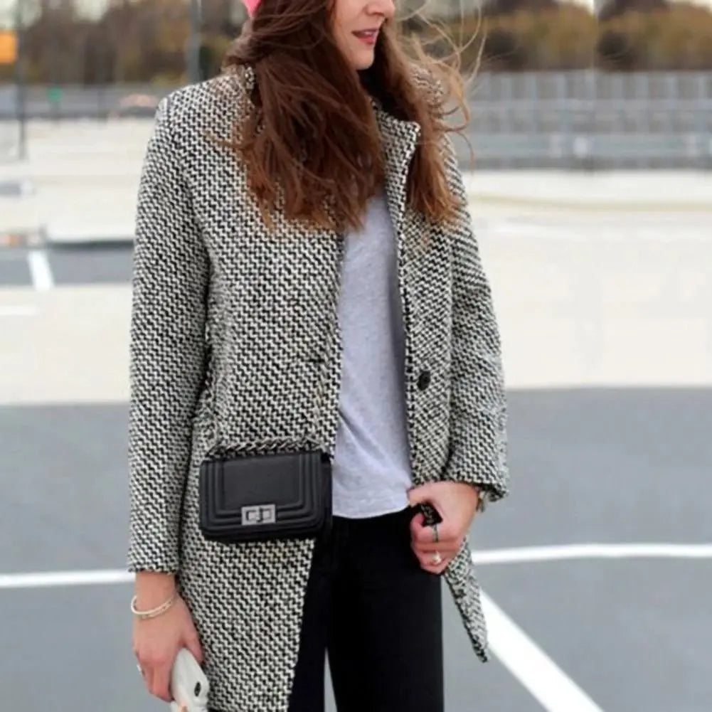 Kim - Timelessly elegant winter coat