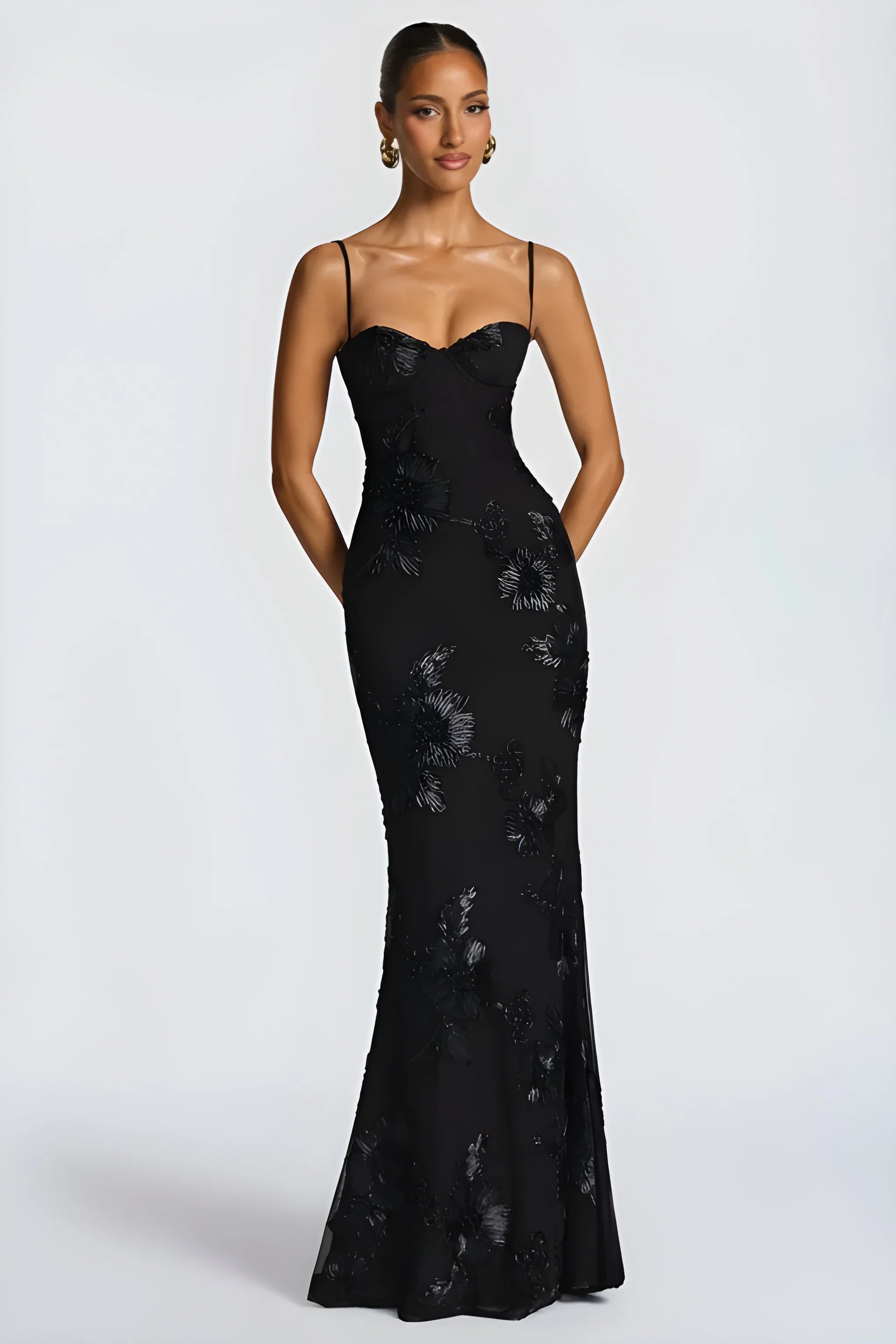 Women's Formal Elegant Maxi Wedding Guest Dress with Embroidered Detailing