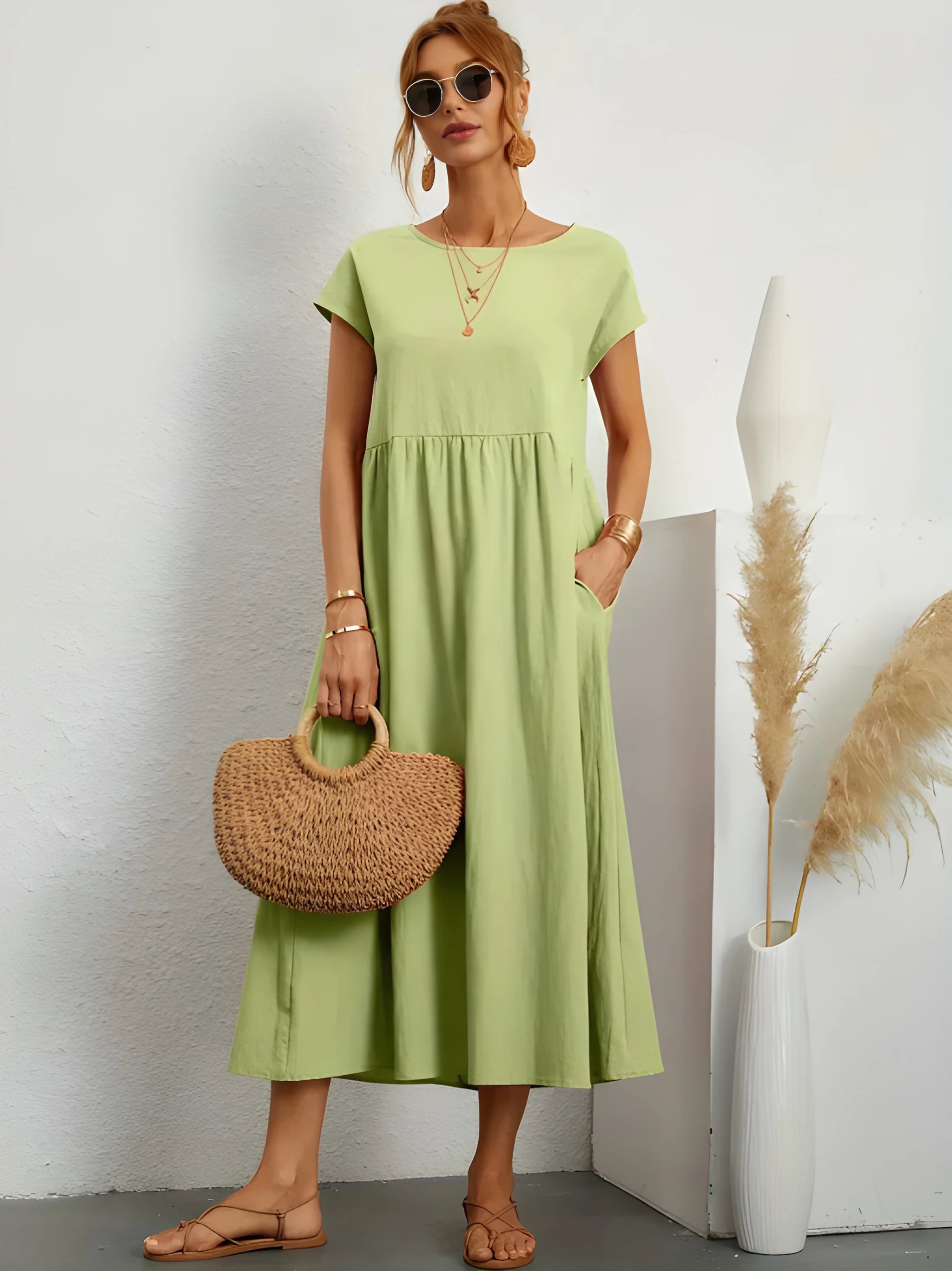 Women's Elegant Flowy Midi Summer Dress with Short Sleeves