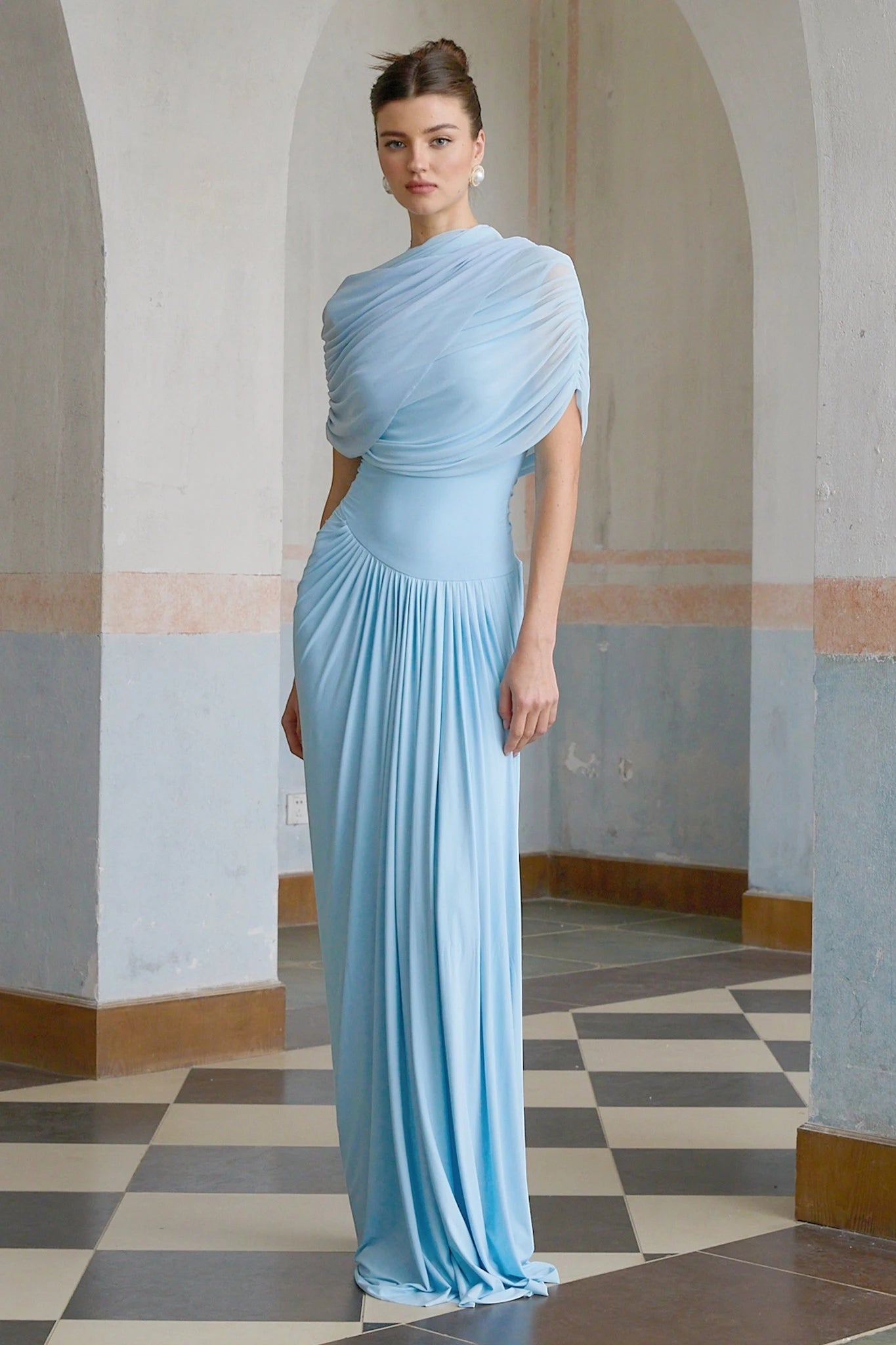 Women's Elegant Formal Maxi Wedding Guest Dress with Pleated Detailing