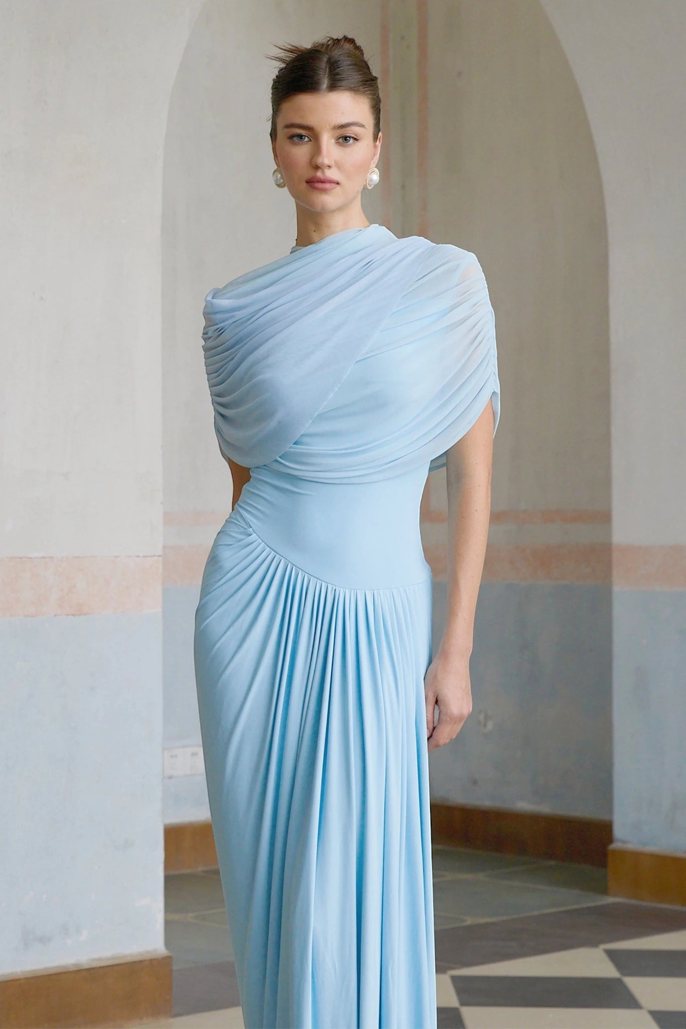 Women's Elegant Formal Maxi Wedding Guest Dress with Pleated Detailing