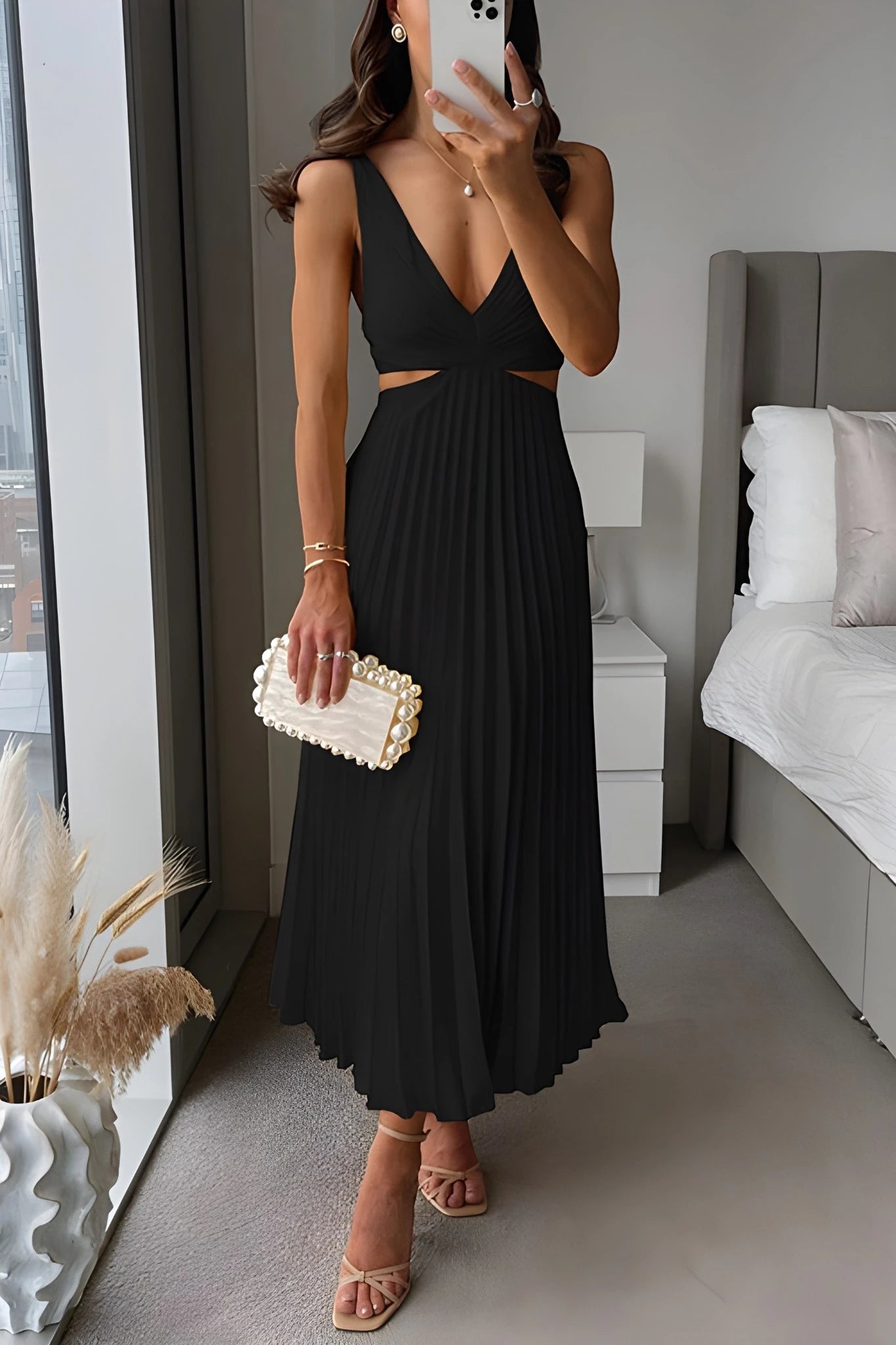 Women's Elegant Midi Summer Dress with Pleated Feature