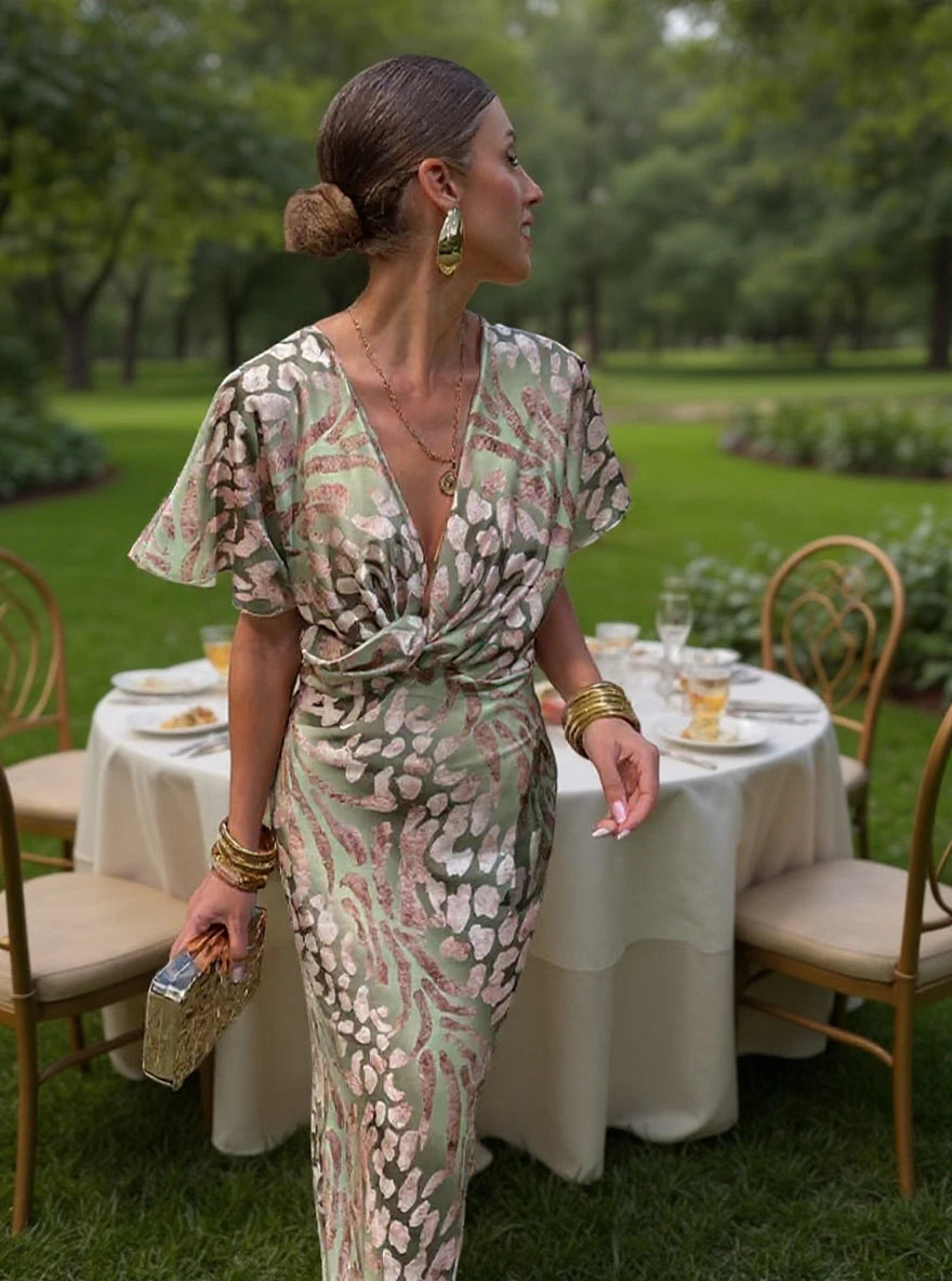 Women's Elegant Vintage Midi Summer Dress with V-Neck